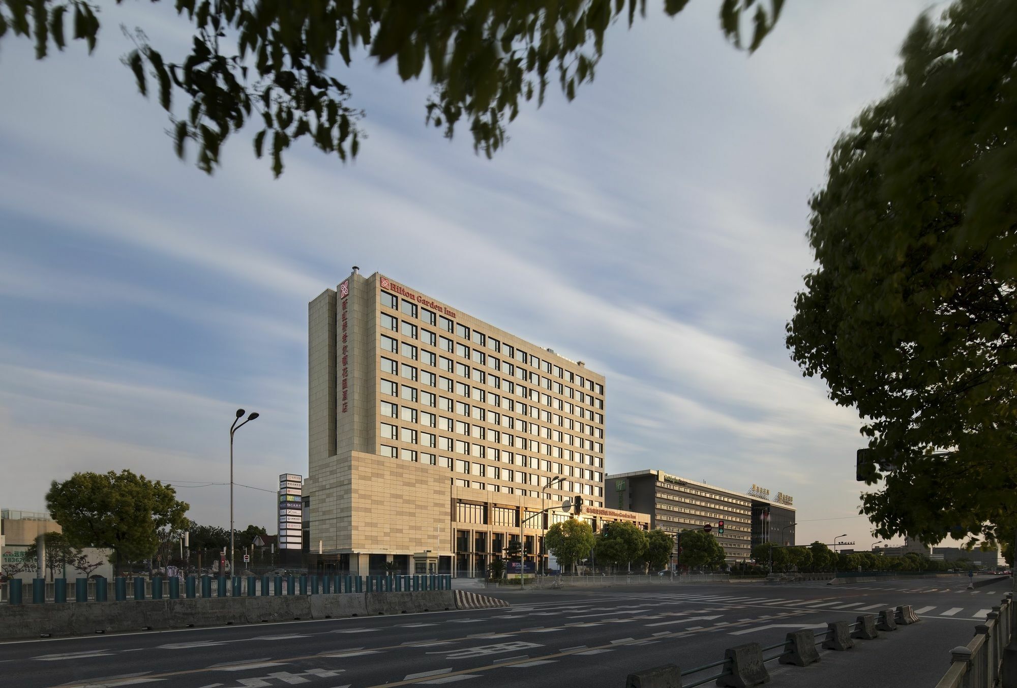 Hilton Garden Inn Shanghai Hongqiao Necc Exterior foto